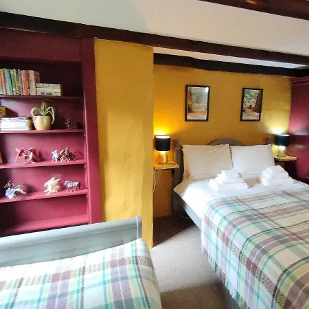 Holiday home Trethellan View Stithians